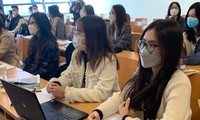 Mở cửa trường đại học: Sinh viên mắc COVID-19 không bị bỏ lại phía sau 