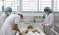 Sốt xuất huyết bùng phát tại TPHCM: &apos;Quên bài&apos; chống dịch? 