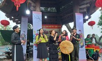 Hội Lim: Trăn trở hơn &apos;ngả nón xin tiền&apos; 