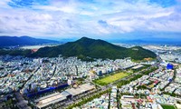 Lên núi Bà Hỏa, mà chơi… 