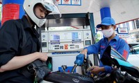 Các doanh nghiệp bán lẻ cho rằng, các doanh nghiệp đầu mối cần trả đủ chiết khấu để các cửa hàng có thể tồn tạiảnh: Như Ý 