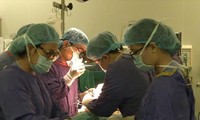 Thiếu vật tư y tế, hóa chất, khó khăn tài chính: Hai bệnh viện lớn kêu cứu 