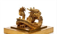 Ấn vàng Hoàng đế chi bảo