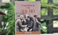 Cuốn sách Lòng nhân ái của Bác Hồ 