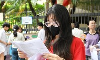 Những kì thi chuyển cấp cam go khiến phụ huynh, học sinh tìm đến học thêm, dạy thêm Ảnh: NHƯ Ý