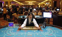 Ở Việt Nam, hiện chỉ có Corona Resort & Casino Phú Quốc thí điểm cho người Việt vào chơi với nhiều điều kiện khắt khe