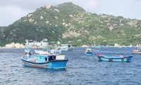 Kích cầu địa phương ở quy mô toàn quốc. Ảnh: KỲ SƠN 