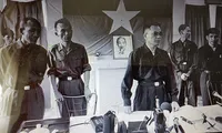 Phái đoàn Quân sự CPLTCHMN Việt Nam trong trại Davis 
