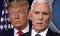 Phó Tổng thống Mike Pence đang chịu sức ép phải hành động để loại bỏ ông Trump 