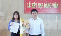 Đảng viên tuổi 18 ở đại ngàn Tây Nguyên