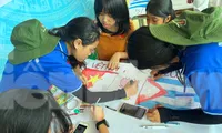 Trẻ vùng sâu hào hứng vẽ tranh thiếu nhi Việt Nam - Cuba