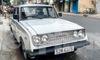 Hàng hiếm Toyota Corona đời cổ của dân chơi Sài thành
