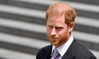 Harry về Anh nhưng không gặp Vua Charles