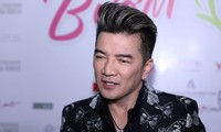 Đàm Vĩnh Hưng &apos;ăn miếng bánh rất lớn từ bolero&apos;