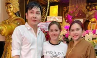 Nghệ sĩ tới giỗ đầu NSƯT Vũ Linh