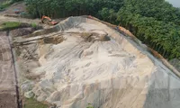 Yêu cầu dừng khai thác đối với mỏ cát ở Lào Cai