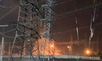 Cháy lớn tại trạm biến áp 500KV nối trực tiếp với thủy điện Hòa Bình