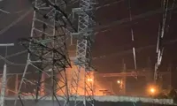 Cháy lớn tại trạm biến áp 500KV nối trực tiếp với thủy điện Hòa Bình