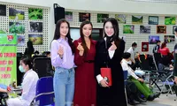 Người đẹp truyền cảm hứng tại Chủ nhật Đỏ