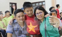 Phụ huynh ngỡ ngàng về tiến bộ của &apos;chiến sĩ nhí&apos; sau Học kỳ trong Quân đội