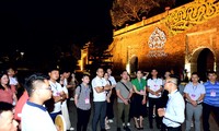Cảm xúc đặc biệt của đại biểu trẻ trong chuyến &apos;Giải mã Hoàng thành Thăng Long&apos;