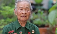 Chuyện dân công hỏa tuyến, thanh niên xung phong vượt pháo quân thù tải gạo cho bộ đội Điện Biên