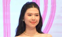Chờ đăng quang Hoa hậu Việt Nam trên bờ sông Hương