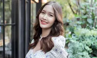 Ngắm nhan sắc rạng ngời của tân Hoa hậu Chuyển giới Thái Lan