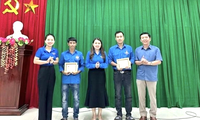 Hai đoàn viên cứu người đuối nước được tặng Huy hiệu Tuổi trẻ dũng cảm