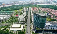 Ông Trần Lưu Quang, Phó Bí thư Thường trực Thành ủy TPHCM trả lời cử tri sáng 1/10.