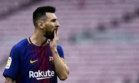 Messi và các đồng đội được mời sang hạng Nhất Nga thi đấu