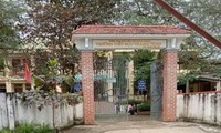 Nữ sinh lớp 4 bị “bỏ quên” nhiều giờ trong nhà vệ sinh, phụ huynh hoảng loạn