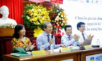 Đoàn Chủ tọa của Hội thảo gồm các nhà khoa học hàng đầu của các trường đại học có thế mạnh về nhóm ngành kinh tế - tài chính