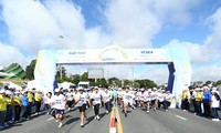 Gần 5000 HSSV chinh phục đường chạy S-Race Lâm Đồng 2023