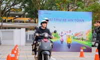&apos;Thế hệ sống xanh&apos; chấm điểm 10 cho VinFast Evo Lite Neo