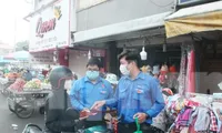 Tuổi trẻ đất Thủ ra quân ‘Ngày Chủ nhật xanh’ và phòng, chống dịch COVID-19