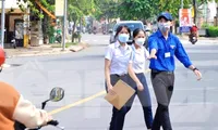 Sĩ tử nghèo thi tốt nghiệp THPT được Bình Dương lo chỗ ở, xe ôm... miễn phí