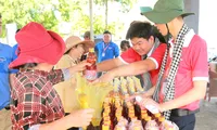 Tuổi trẻ Bình Dương khám bệnh, cắt tóc miễn phí cho đồng bào dân tộc ít người