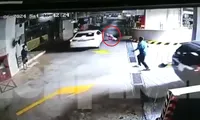 Clip: Ô tô ‘điên’ đại náo dưới hầm chung cư ở Bình Dương