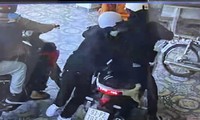 [CLIP] Vụ cướp tiệm vàng táo tợn ở Bình Dương