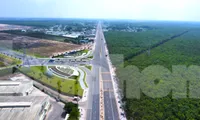 Tuyến đường gần 1.500 tỷ đồng như ‘dải lụa’ qua khu công nghiệp xanh ở Bình Dương