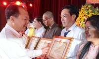 'Hiệp sĩ hút đinh' ở Bình Dương được tuyên dương gương tiêu biểu làm theo lời Bác