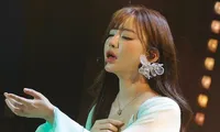Nghiệt ngã với Bích Phương