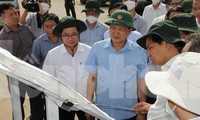 Phó Thủ tướng Lê Minh Khái kiểm tra một số dự án tại Cần Thơ