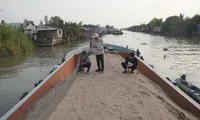 Bộ Tài nguyên cho Sóc Trăng cấp phép khai thác cát biển không giới hạn phạm vi