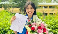 Nữ chiến sĩ tình nguyện Hoa phượng đỏ được kết nạp Đảng ở tuổi 18