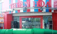 Cặp loa khủng của một siêu thị điện máy ảnh: Ngô Tùng