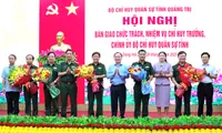Bàn giao chức trách, nhiệm vụ Chỉ huy trưởng và Chính ủy Bộ Chỉ huy quân sự tỉnh Quảng Trị