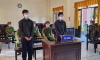 Hai đối tượng lĩnh án vì &apos;thông chốt&apos; kiểm dịch, đánh đại úy công an
