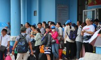 Tàu đi Phú Quốc, Nam Du tạm ngừng hoạt động, hàng trăm hành khách &apos;chôn chân&apos; tại bến cảng